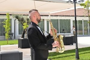 DJ Pierluigi Santella, saxofonista en la galería Lyrium - Foto 3