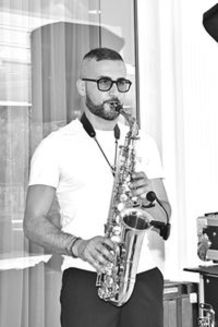 DJ Pierluigi Santella, saxofonista en la galería Lyrium - Foto 5