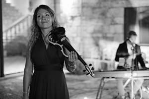 Laura C. Violinist in galleria Lyrium - Foto 4